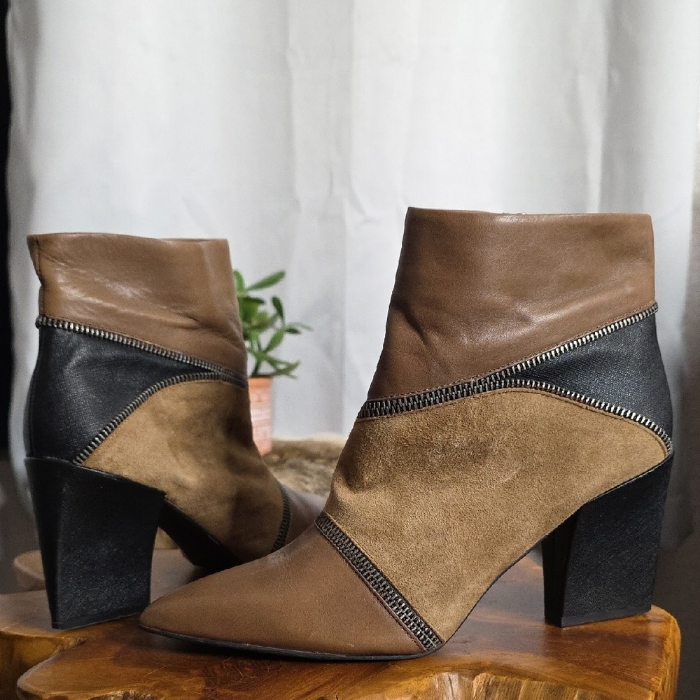 Lact Brown and Black Ankle Leather Zipper Heeled Boots Size 8.5